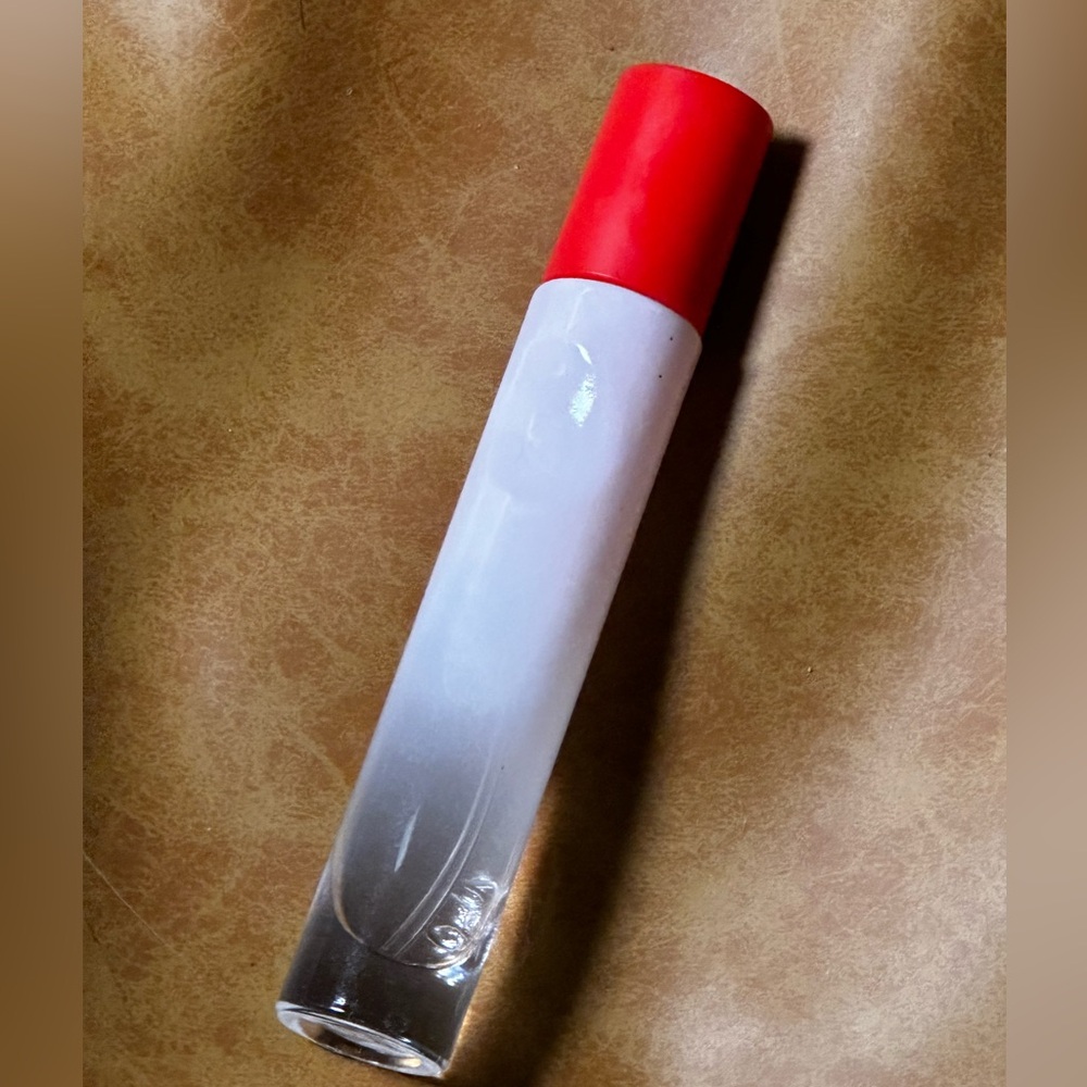 Glossier You travel fragrance .27 fl ounce